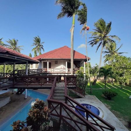 Buddha'S Tree (Adults Only) Hostel Mtwapa Exterior photo